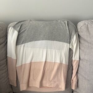 Socialite Heather Gray Top